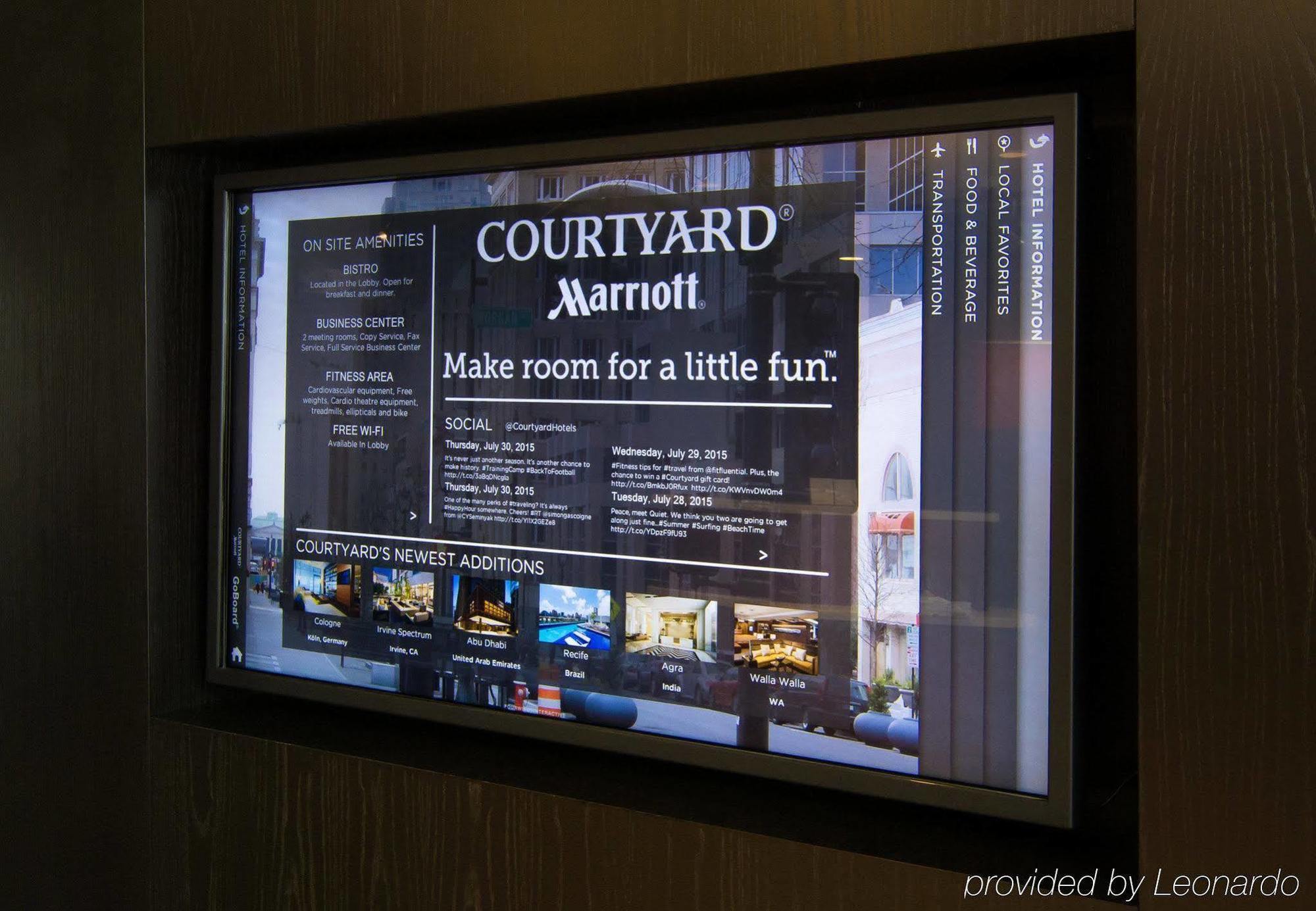 Courtyard Detroit Southfield Hotel Exterior photo